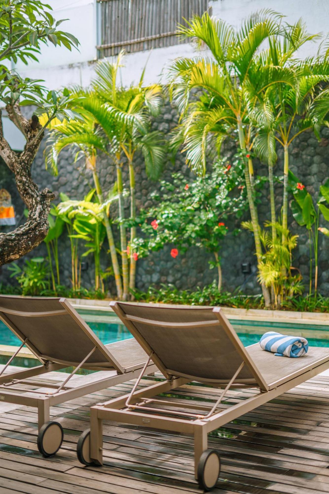 Villa Anahata: Modern 2br W/ Pool In !